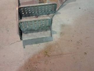 Подножка кабины Scania P