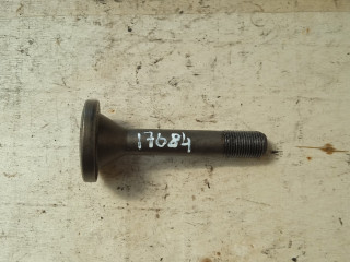 болт двигателя Mercedes-Benz