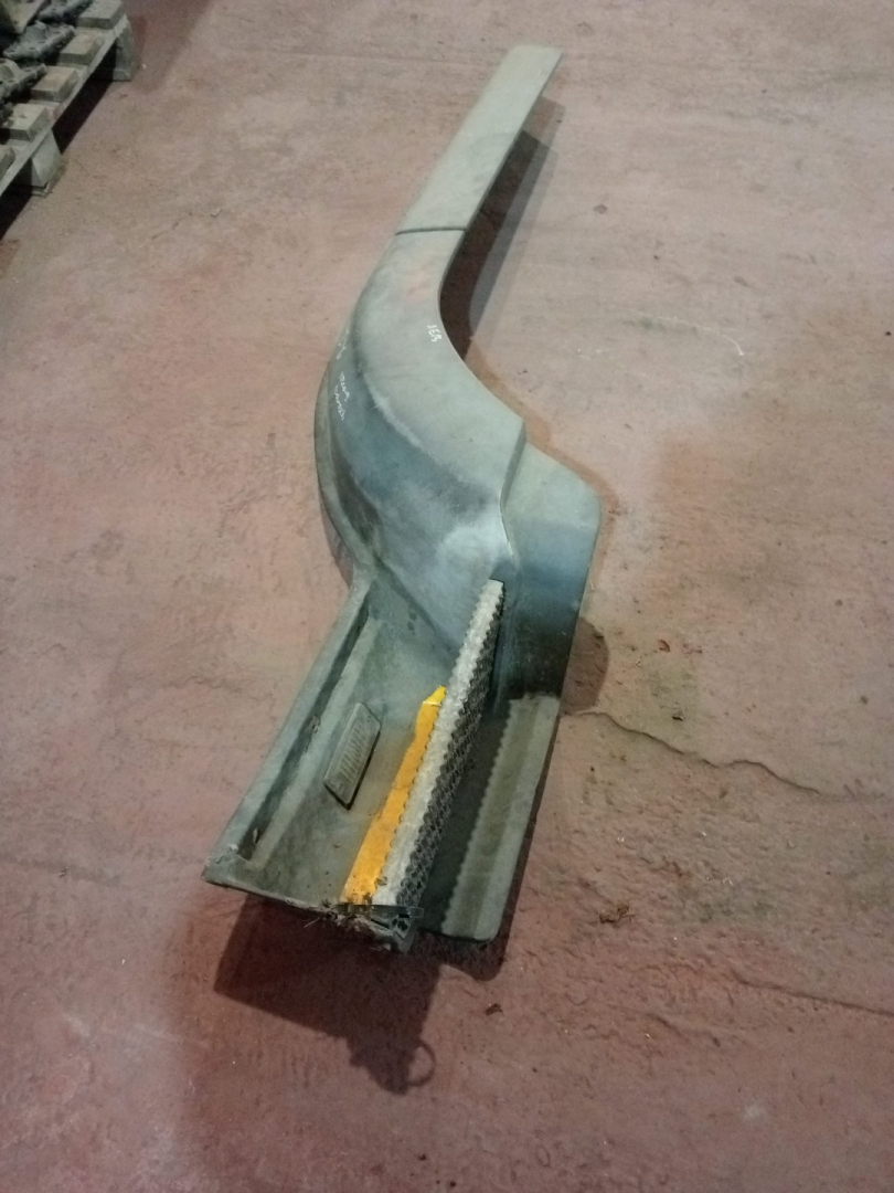 Подножка кабины IVECO EuroTech 1 поколение (1991 - 1999), хетчбэк 3 дв. - фото №1