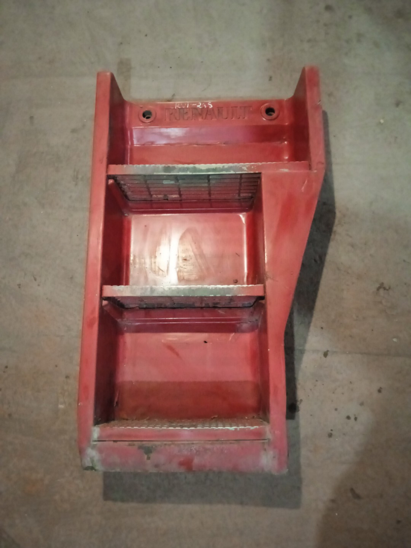 подножка Renault Magnum 2 поколение (1997 - 2001), бензин, 5000936143 - фото №1