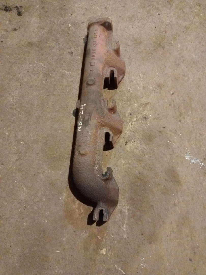 коллектор выпускной Mercedes-Benz Actros 1 поколение (MP1) (1996 - 2003) - фото №1