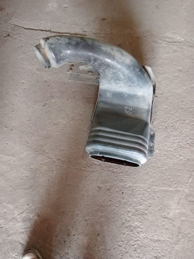 патрубок (трубопровод, шланг) Volvo FL 1 поколение (1985 - 2006) - фото №1