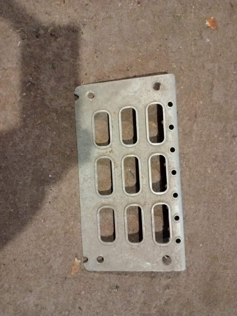 Подножка кабины Volvo FH 1 поколение (1993 - 1998) - фото №1