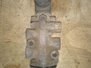 Клапан половинок Scania 4-Series