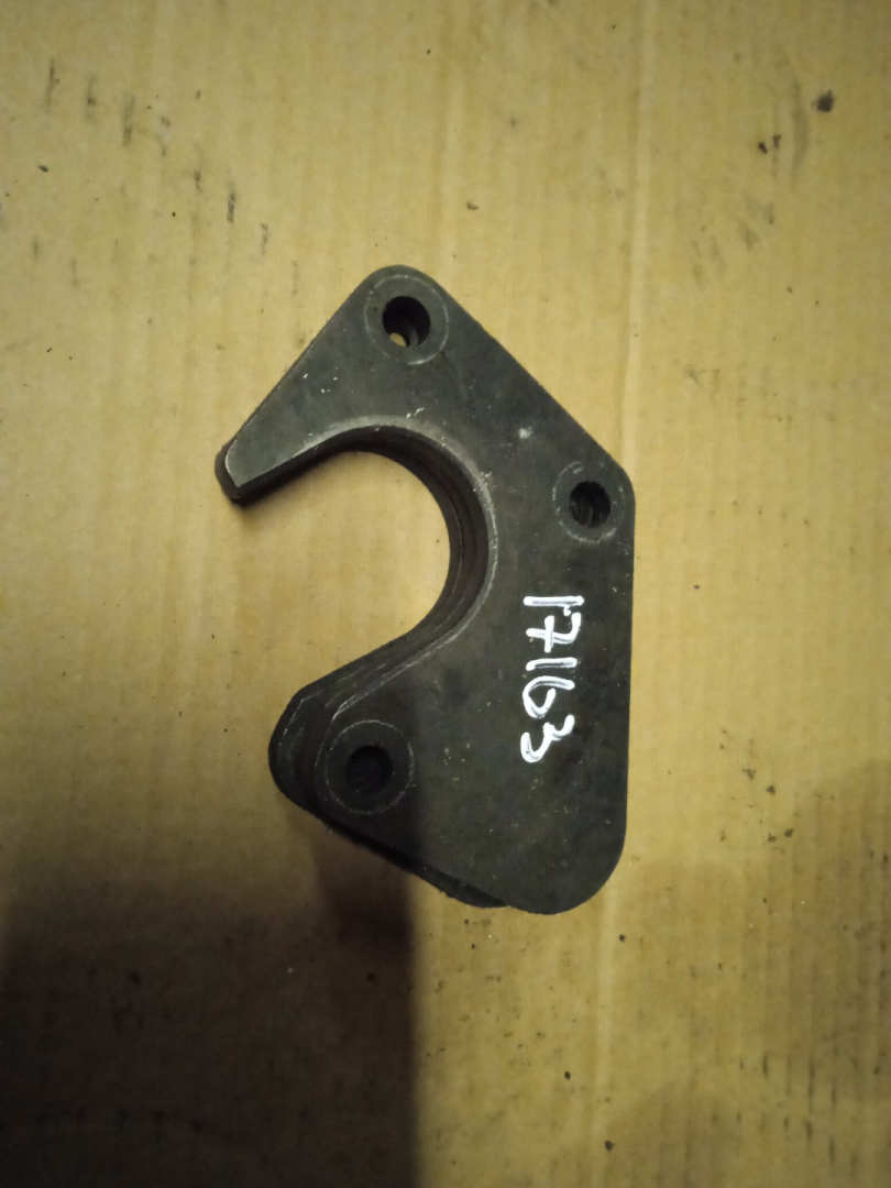 Проставка IVECO EuroTech 1 поколение (1991 - 1999) - фото №1