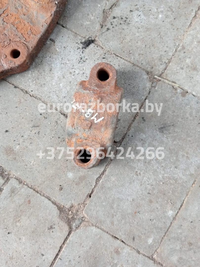 крепление стабилизатора / втулки стабилизатора Mercedes-Benz - фото №1