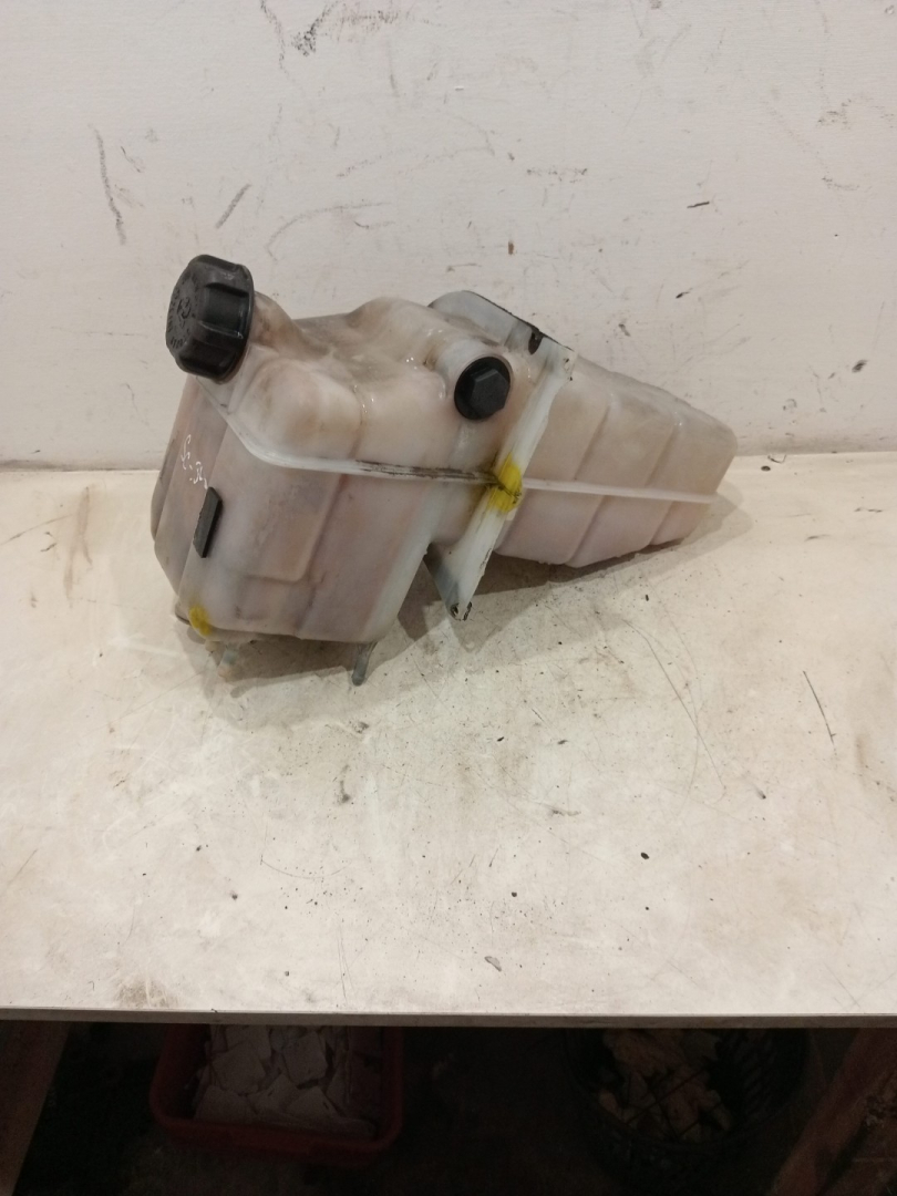 бачок расширительный Scania 114 1 поколение (1996 - 2004), 1882239, 1882239 - фото №1