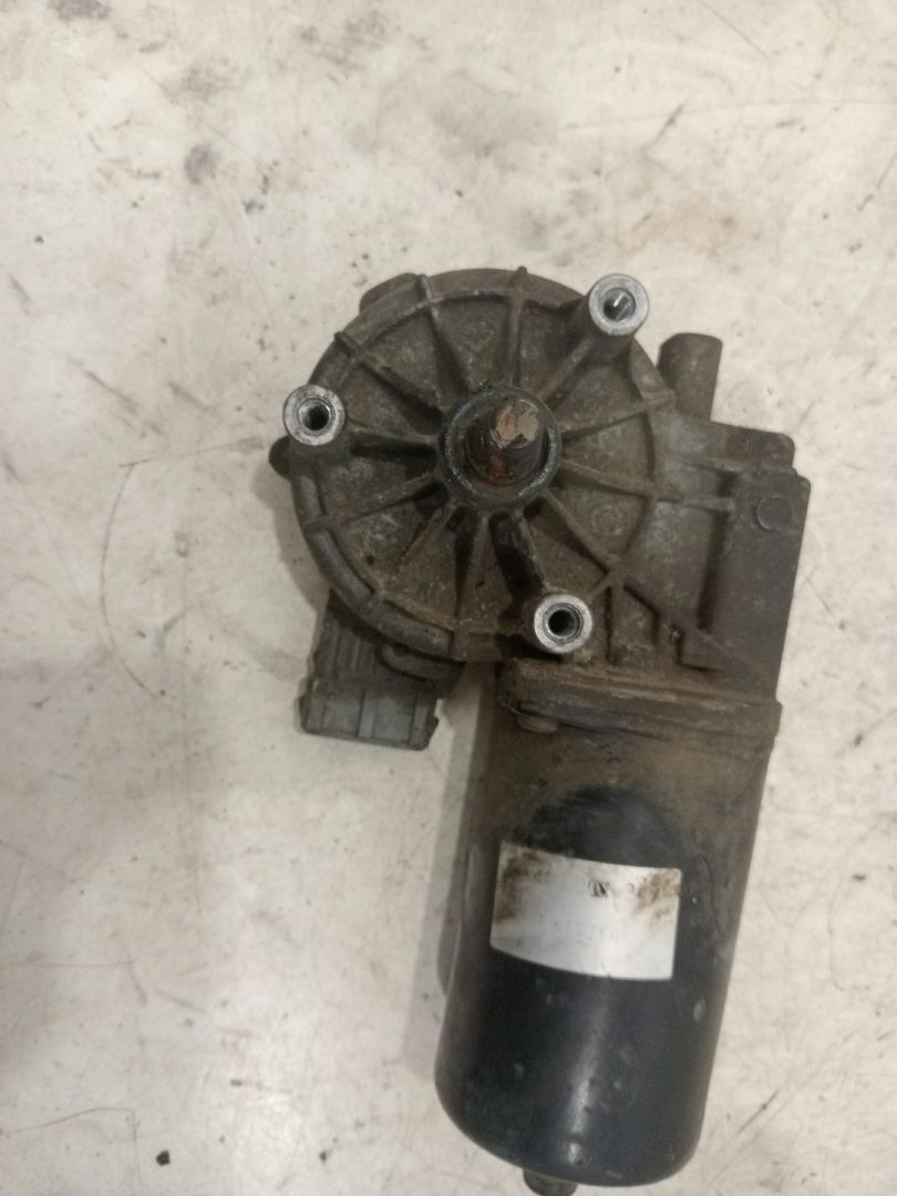 моторчик стеклоподъемника MAN TGA 1 поколение (2000 - 2008) - фото №1