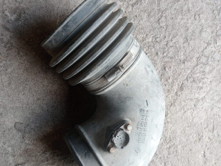 патрубок воздушного фильтра Mercedes-Benz