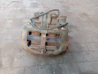 суппорт передний правый Mercedes-Benz, 68321614