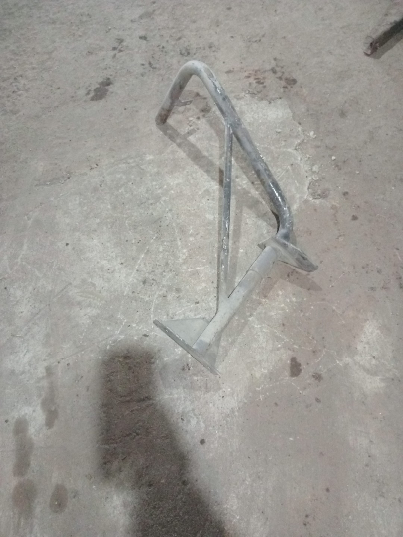 крепление ( кронштейн ) крыла DAF XF 95 1 поколение (2002 - 2006) - фото №1