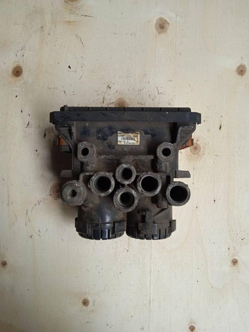 кран модулятор EBS MAN TGA 1 поколение 2008, 81521066042, K000921 - фото №1