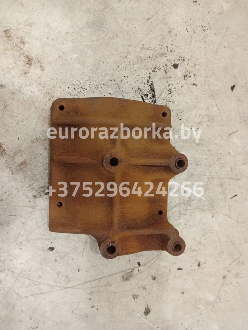 кронштейн компрессора кондиционера IVECO EuroTech 1 поколение (1991 - 1999), 89435556 - фото №1