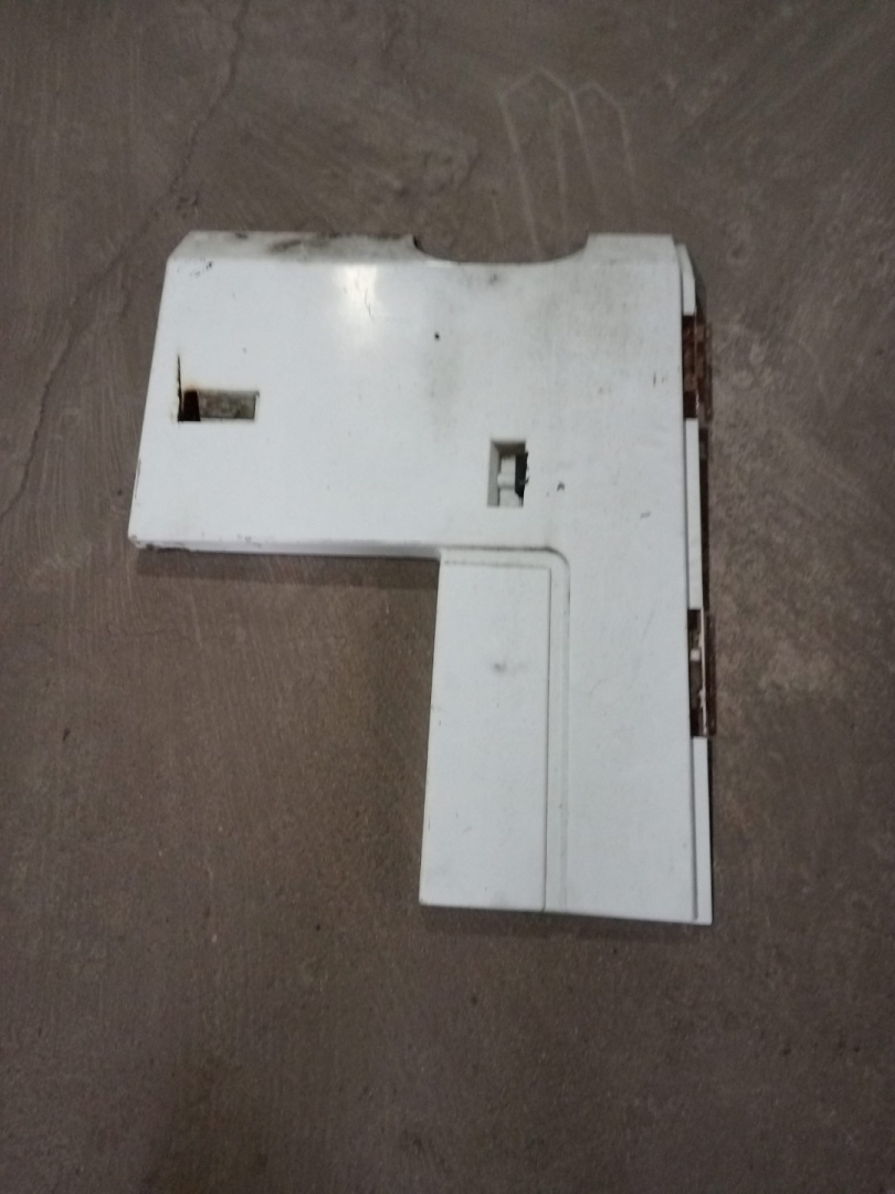 Боковая панель левая Renault Magnum 2 поколение (1997 - 2001) - фото №1