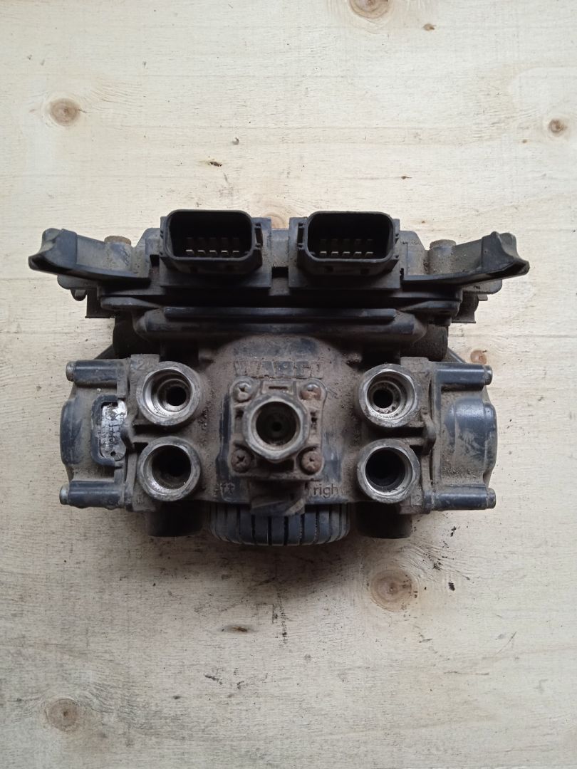 кран модулятор EBS Mercedes-Benz Actros 1 поколение (MP1) (1996 - 2003), 4801050030 - фото №1