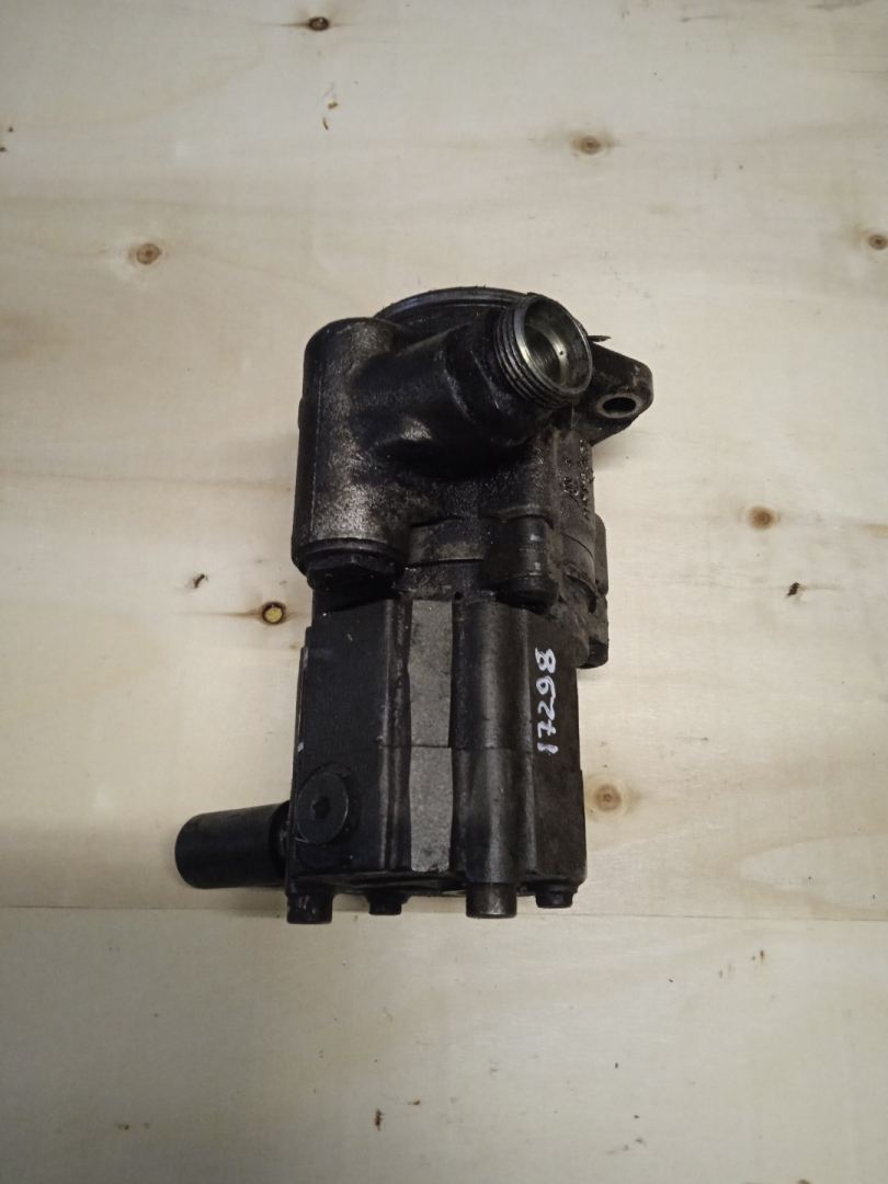 топливный насос низкого давления ТННД DAF XF 105 1 поколение (2005 - 2013) - фото №1