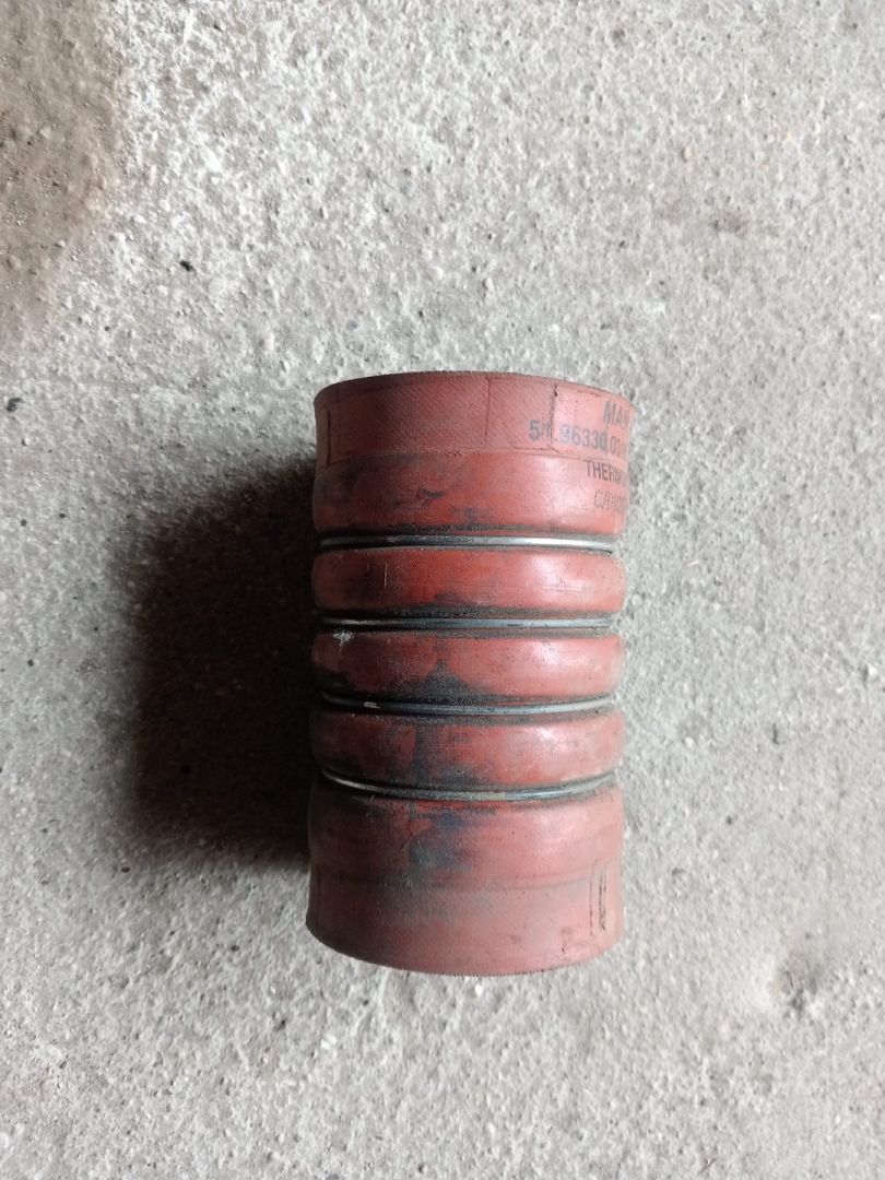 патрубок интеркулера MAN - фото №1