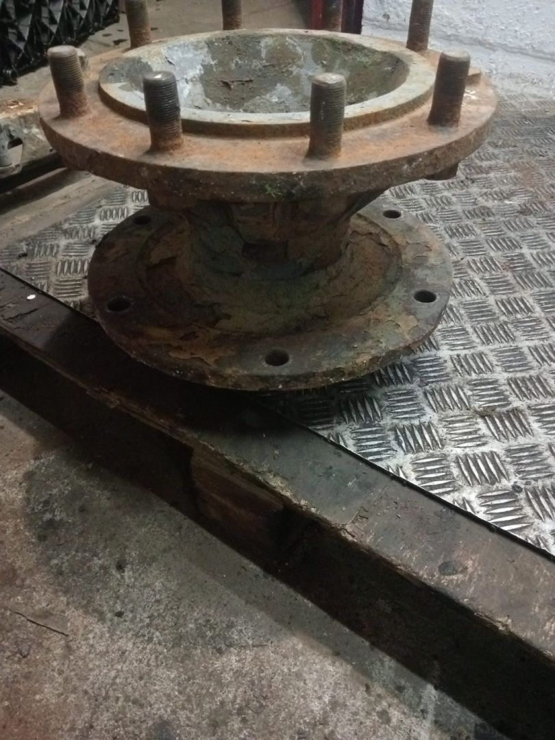 ступица передняя Mercedes-Benz - фото №1