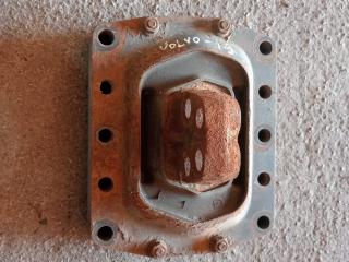 подушка крепления двигателя Volvo