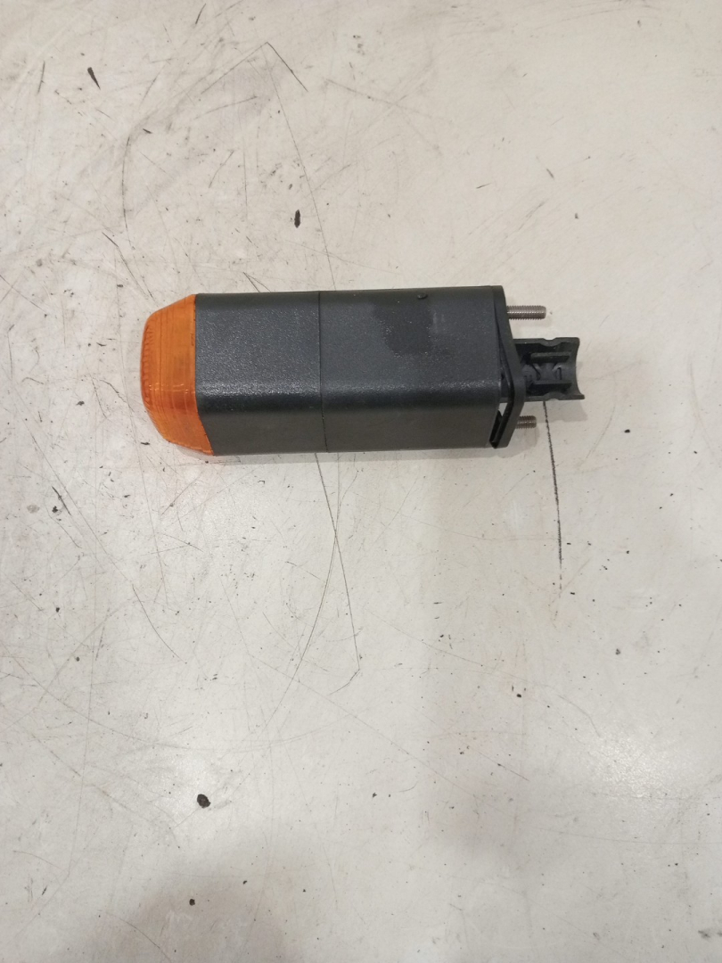 повторитель поворота на крыле IVECO EuroCargo 2 поколение (2001 - 2007), 500367924, 500367924 - фото №1