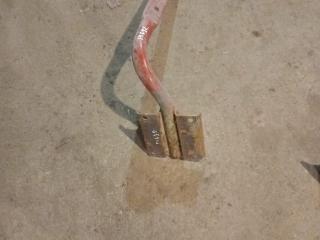 крепление ( кронштейн ) крыла IVECO EuroTech 1 поколение (1991 - 1999)