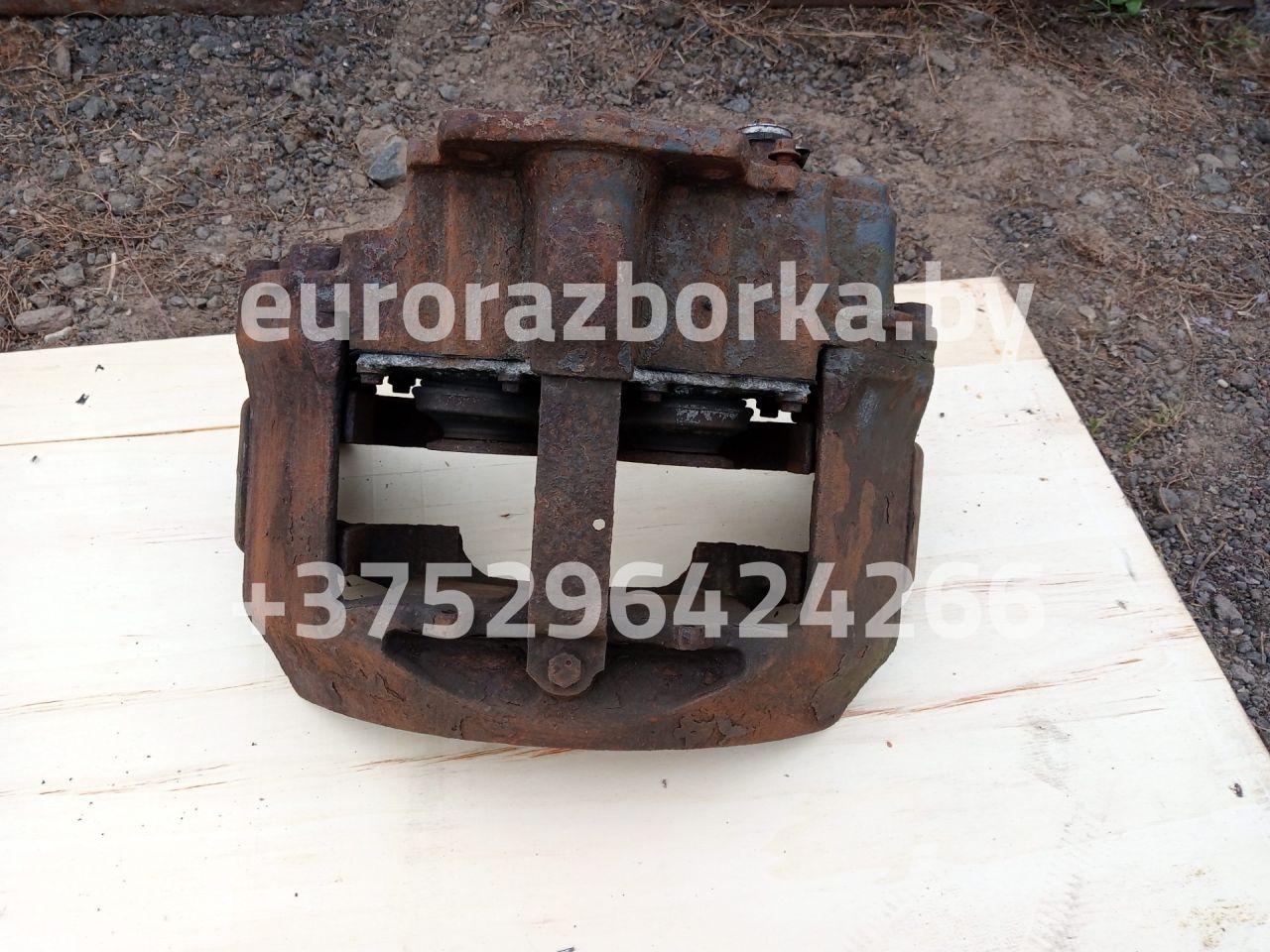 суппорт Renault, 5010525487, 68324145 - фото №1