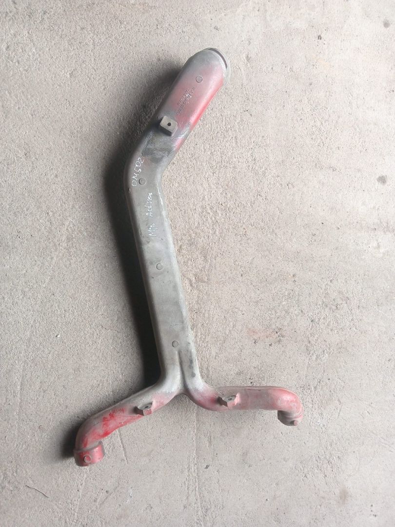 патрубок (трубопровод, шланг) Mercedes-Benz Actros 1 поколение (MP1) (1996 - 2003) - фото №1