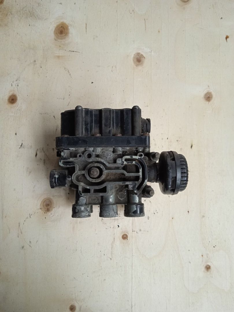 кран уровня подвески MAN TGA 1 поколение (2000 - 2008), 4728800500 - фото №1