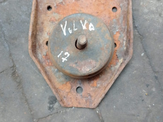 подушка крепления двигателя Volvo, 1622825