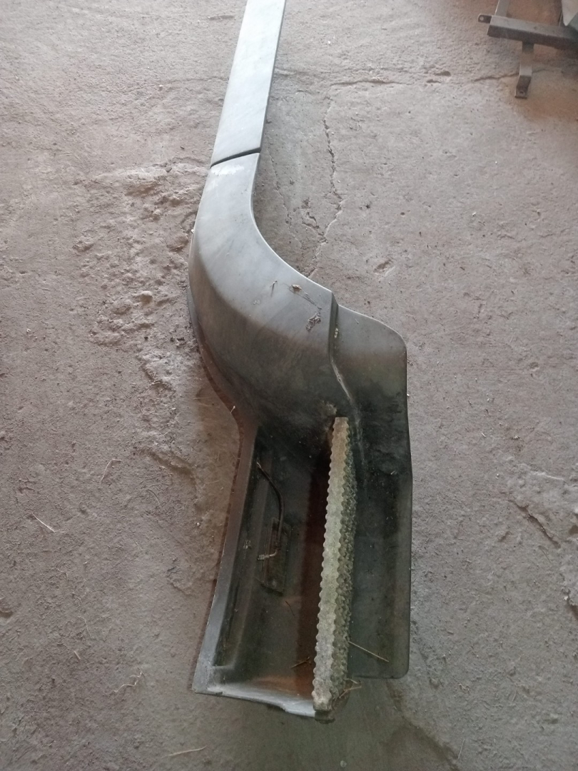 Подножка кабины IVECO EuroTech 1 поколение (1991 - 1999) - фото №1