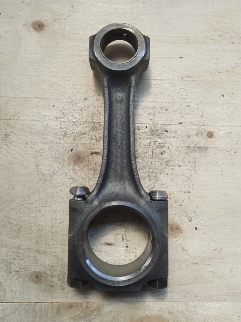 шатун IVECO - фото №1