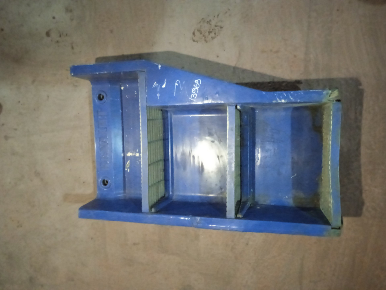 подножка Renault Magnum 1 поколение (1990 - 1997), 5000936143 - фото №1