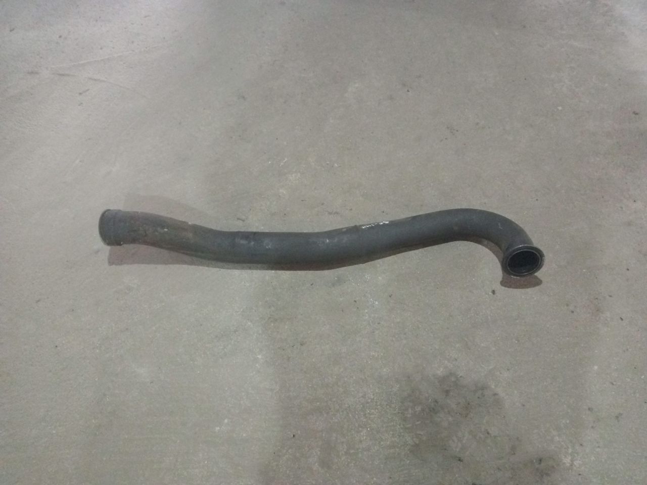 патрубок (трубопровод, шланг) Scania 144 1 поколение (1995 - 2004) - фото №1