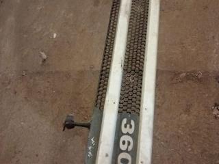 решетка капота Scania 124 1 поколение (1996 - 2004)