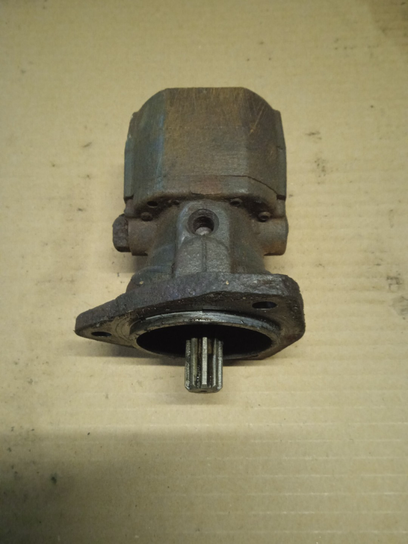 топливный насос низкого давления ТННД Mercedes-Benz Axor 1 поколение (2001 - 2004) - фото №1