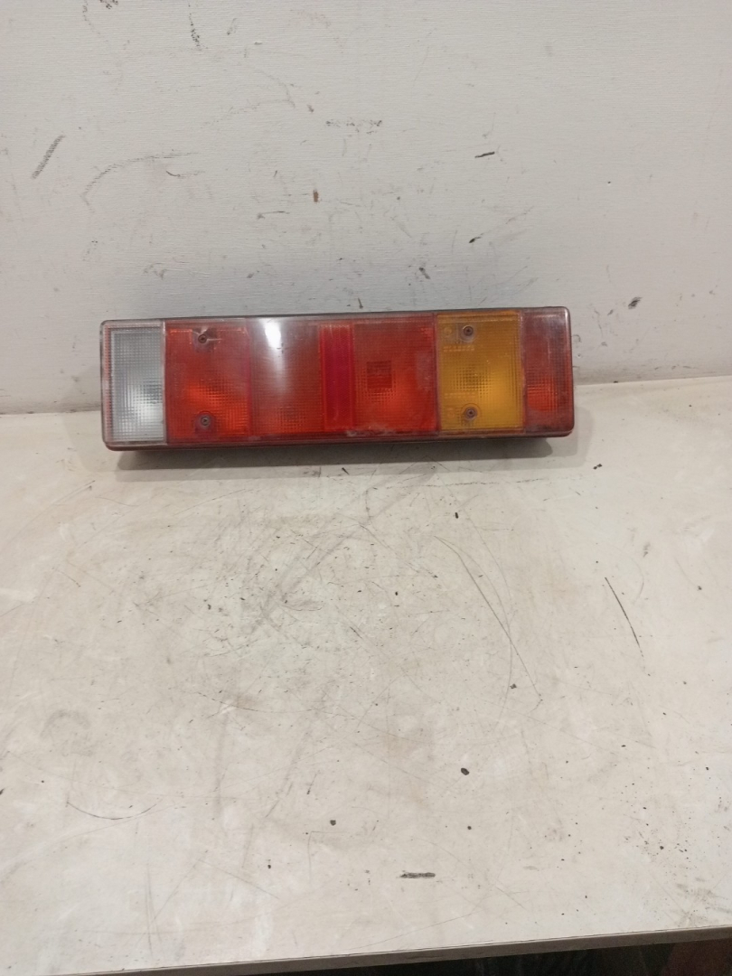 фонарь задний MAN F2000 1 поколение (1994 - 1998) - фото №1