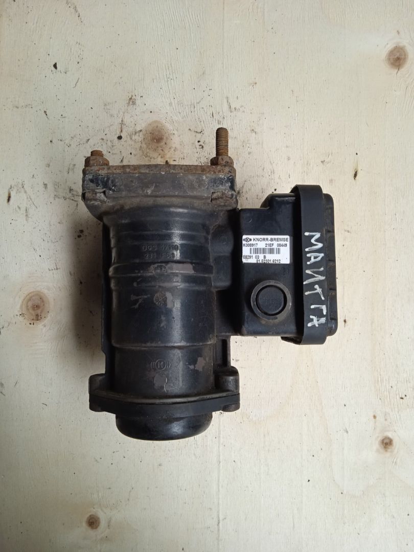 кран тормозной прицепа MAN TGA 1 поколение (2000 - 2008), K000917, 81523016212 - фото №1