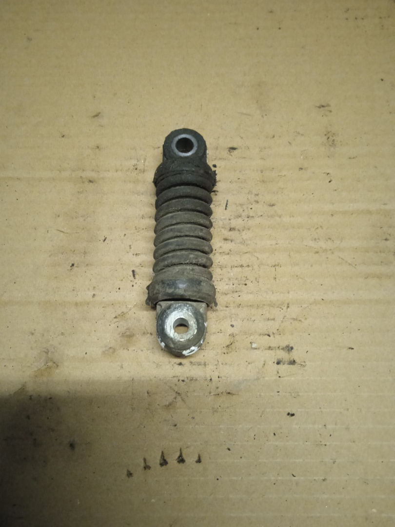 ролик натяжителя Mercedes-Benz Actros 1 поколение (MP1) (1996 - 2003) - фото №1