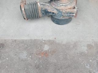 корпус воздушного фильтра Mercedes-Benz