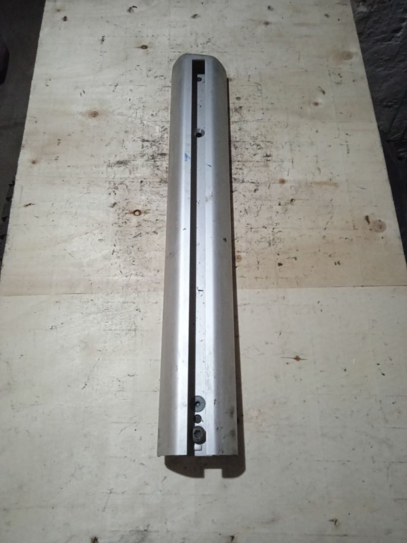 Направляющая спальника правая верхняя MAN TGA 1 поколение (2000 - 2008), 81639030299 - фото №1