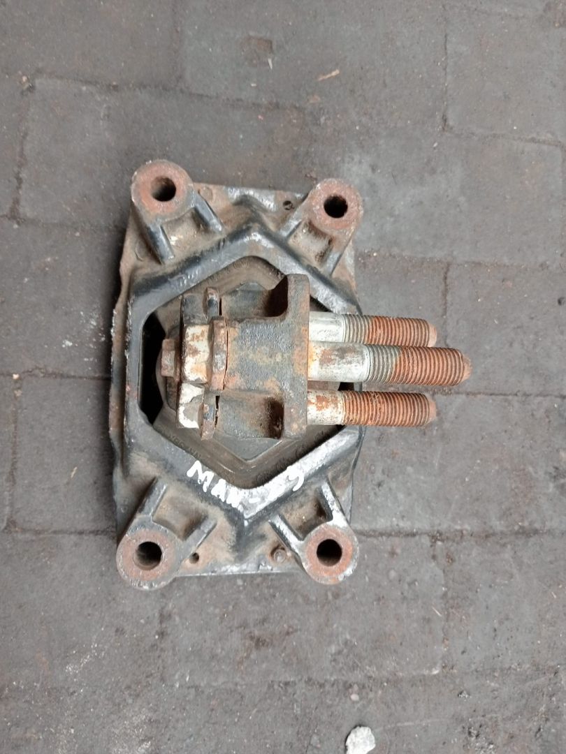 подушка крепления двигателя MAN TGA 1 поколение (2000 - 2008), 7627986002 - фото №1