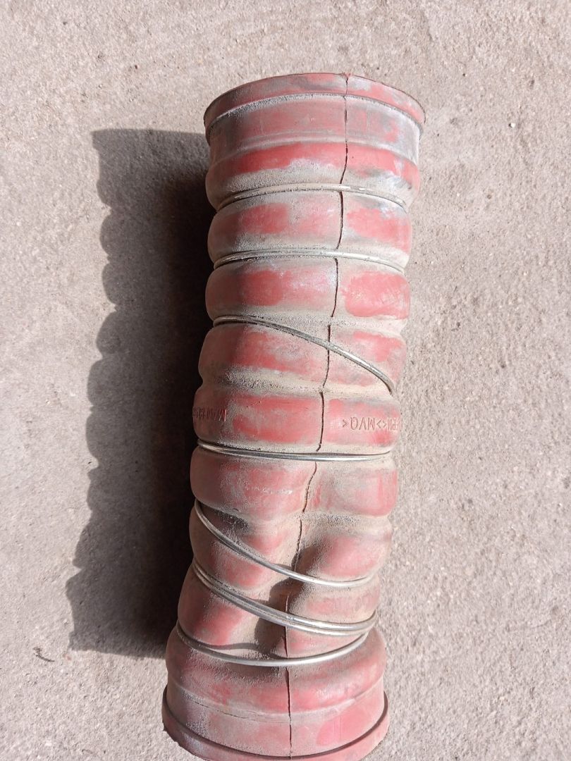 патрубок интеркулера MAN, АКПП, хетчбэк 5 дв. - фото №1