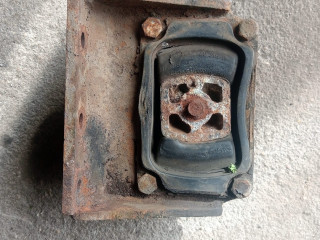 подушка крепления двигателя MAN