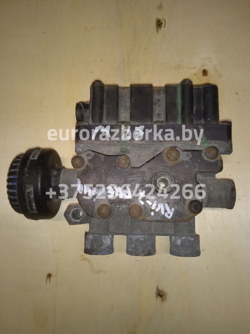 кран уровня подвески Renault, 4728800010 - фото №1