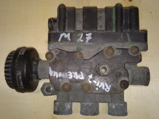 кран уровня подвески Renault, 4728800010