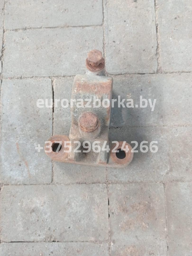 крепление стабилизатора / втулки стабилизатора Mercedes-Benz, 33230263 - фото №1