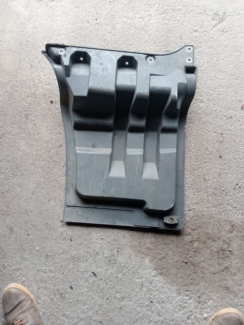 Удлинитель двери левый MAN TGA 1 поколение (2000 - 2008) - фото №1