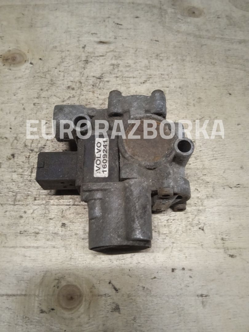 кран распределительный Volvo, 1609241, 4721950020 - фото №1