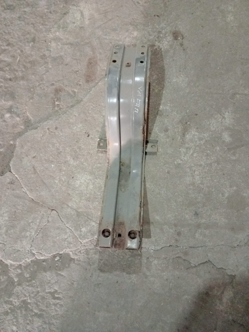 подножка Volvo FH 1 поколение (1993 - 1998) - фото №1