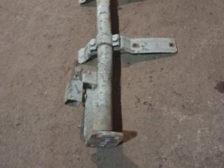 крепление ( кронштейн ) крыла Scania